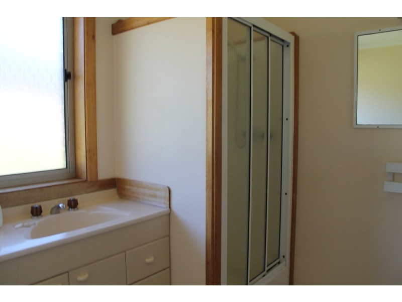 27 Officer Street, Rosetta TAS 7010