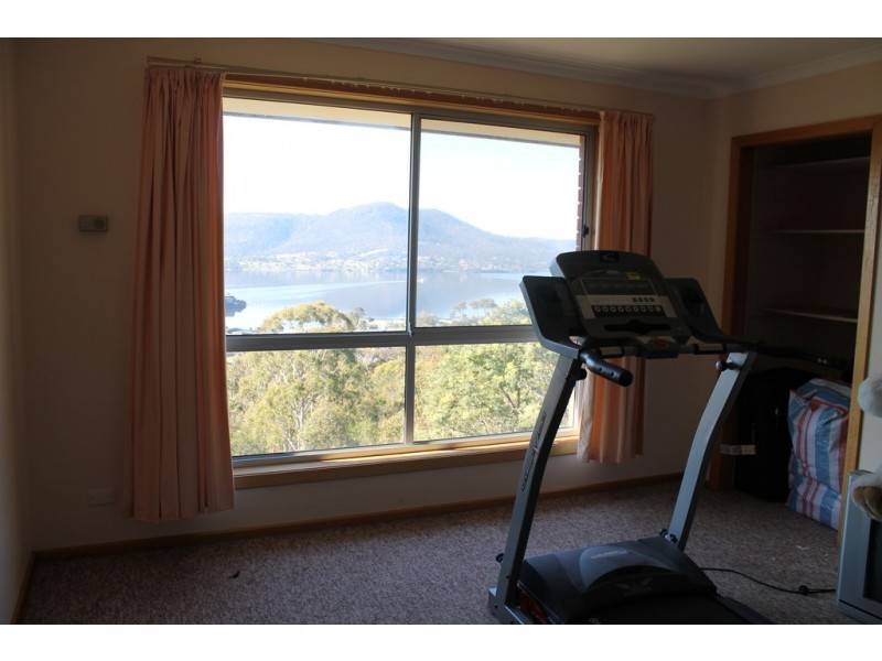 27 Officer Street, Rosetta TAS 7010