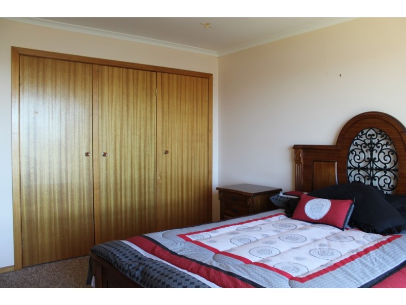 27 Officer Street, Rosetta TAS 7010