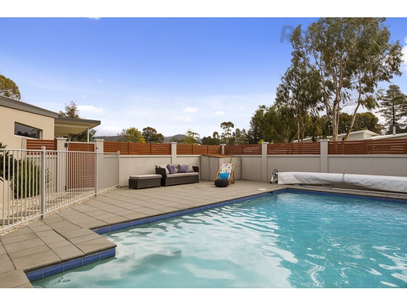 4 Aqua Place, Seven Mile Beach TAS 7170