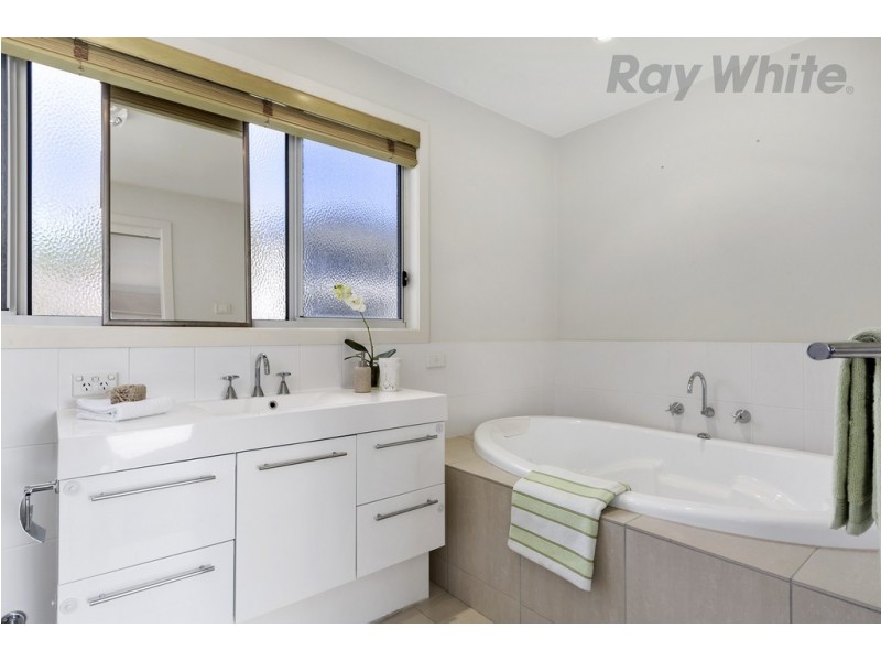 276 Carella Street, Tranmere TAS 7018