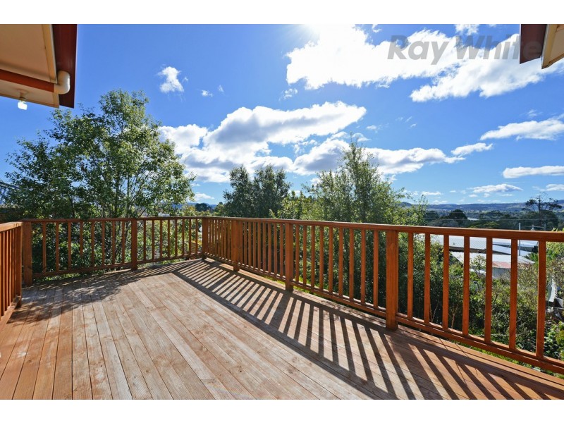 19 Elmac Cresent, Austins Ferry TAS 7011