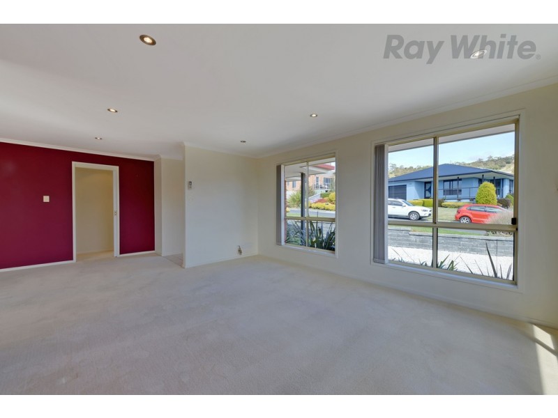 19 Elmac Cresent, Austins Ferry TAS 7011