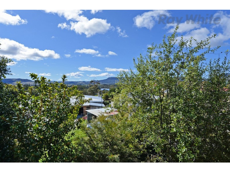 19 Elmac Cresent, Austins Ferry TAS 7011