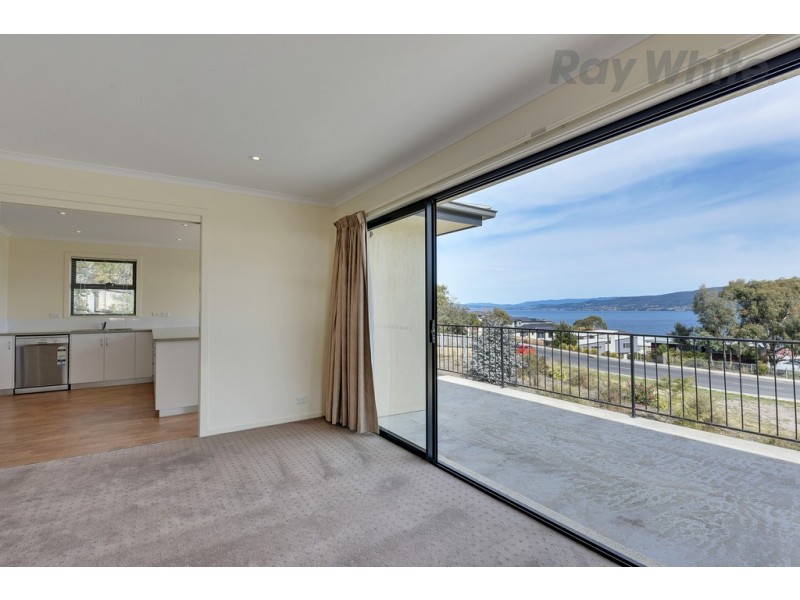 1/636 Oceana Drive, Tranmere TAS 7018