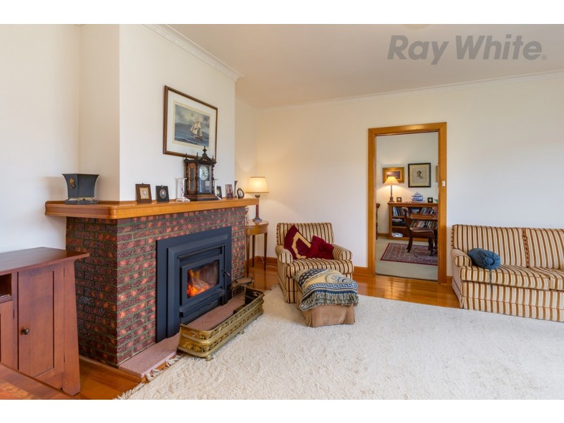 9 Correa Street, Howrah TAS 7018