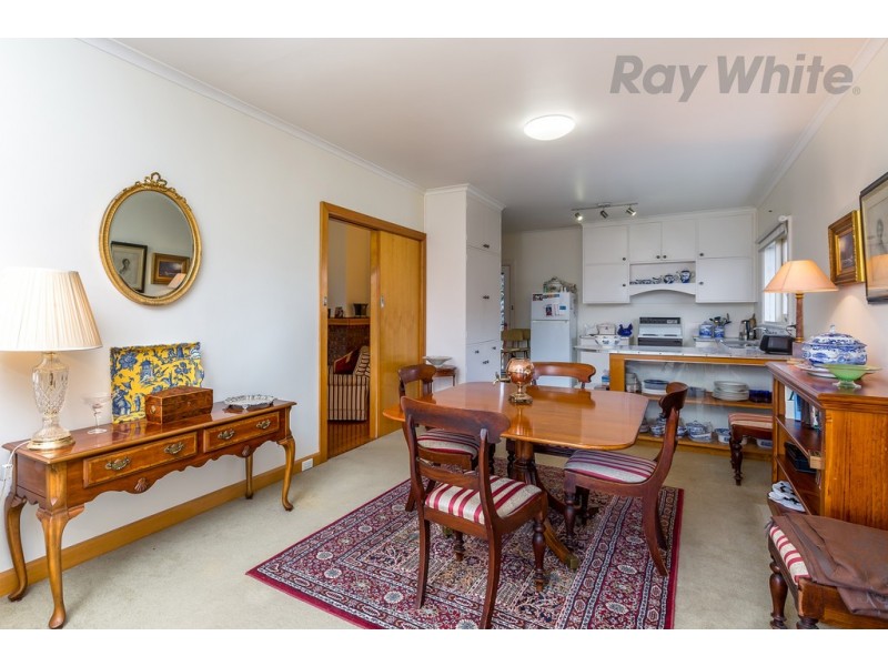 9 Correa Street, Howrah TAS 7018