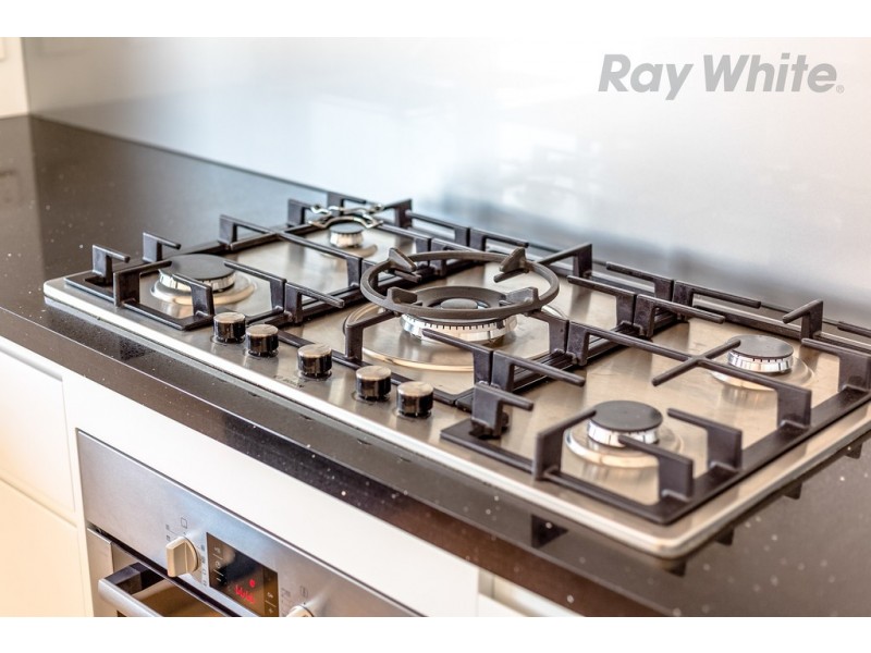 2/40 Coolabah Road, Sandy Bay TAS 7005