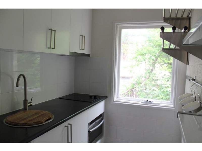 11/5 Beach Road, Sandy Bay TAS 7005