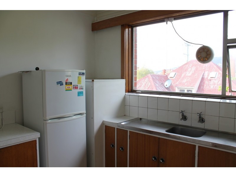 1/43 Regent Street, Sandy Bay TAS 7005