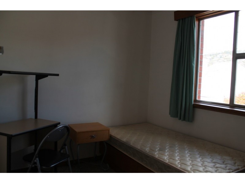 1/43 Regent Street, Sandy Bay TAS 7005