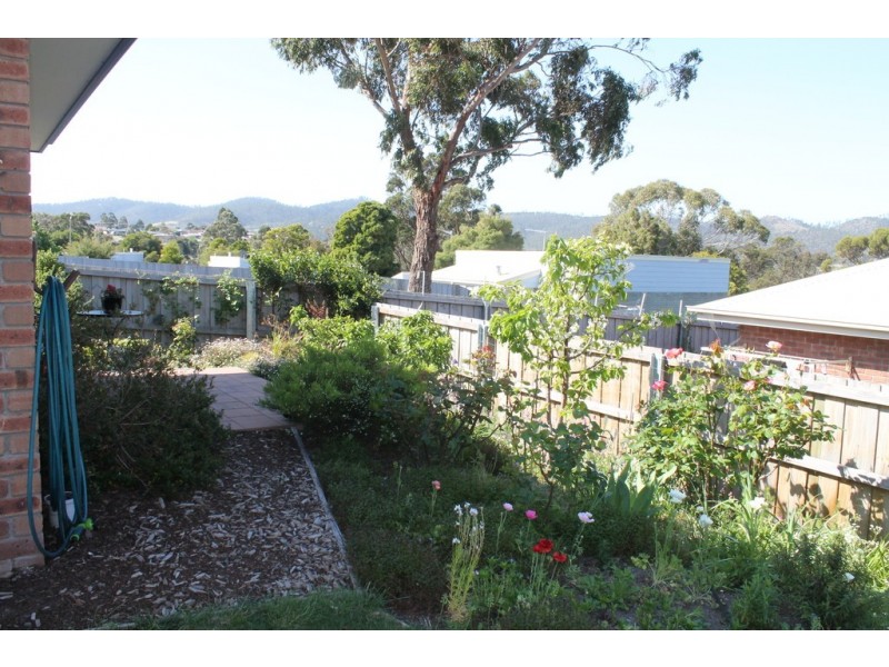 49A Emmaline Court, Rokeby TAS 7019