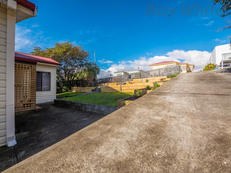 12 Milton Crescent, Moonah TAS 7009