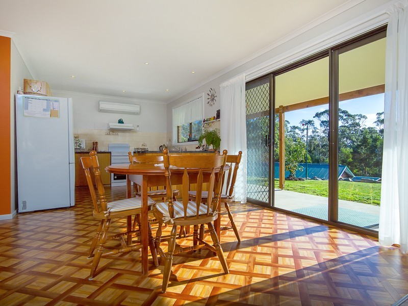 18 Greatbatch Drive, White Beach TAS 7184