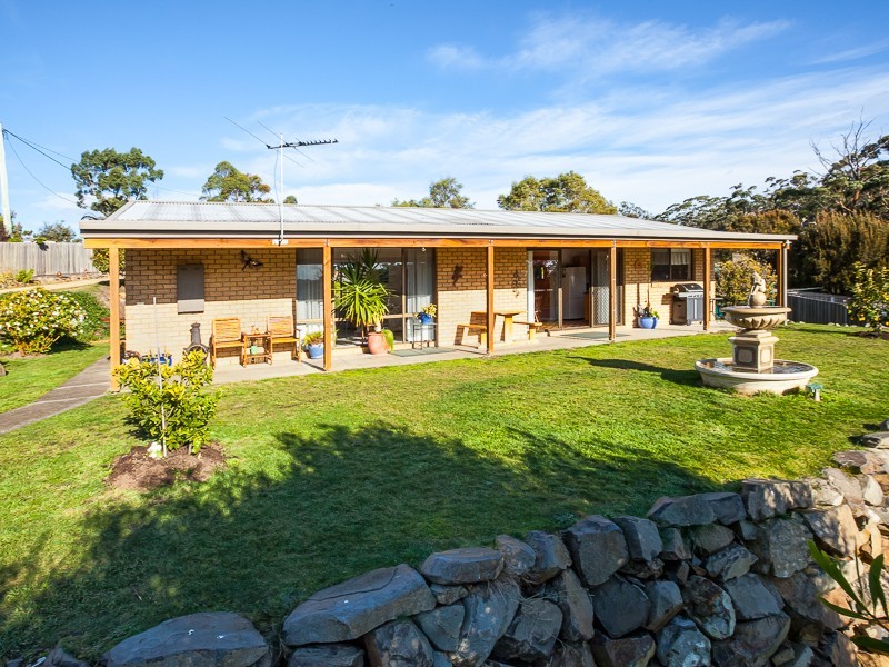 18 Greatbatch Drive, White Beach TAS 7184