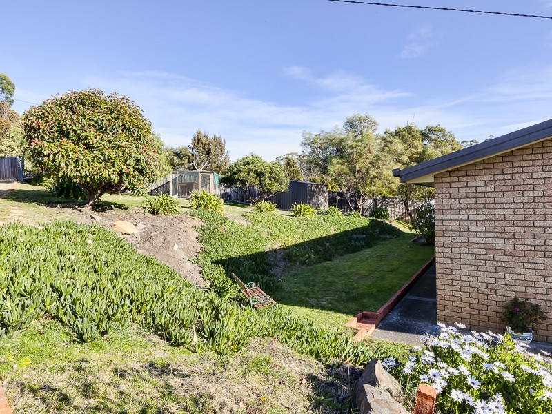 18 Greatbatch Drive, White Beach TAS 7184