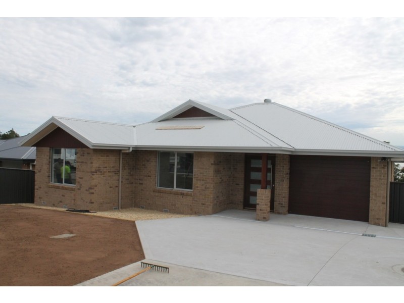 71 Esplanade, Midway Point TAS 7171