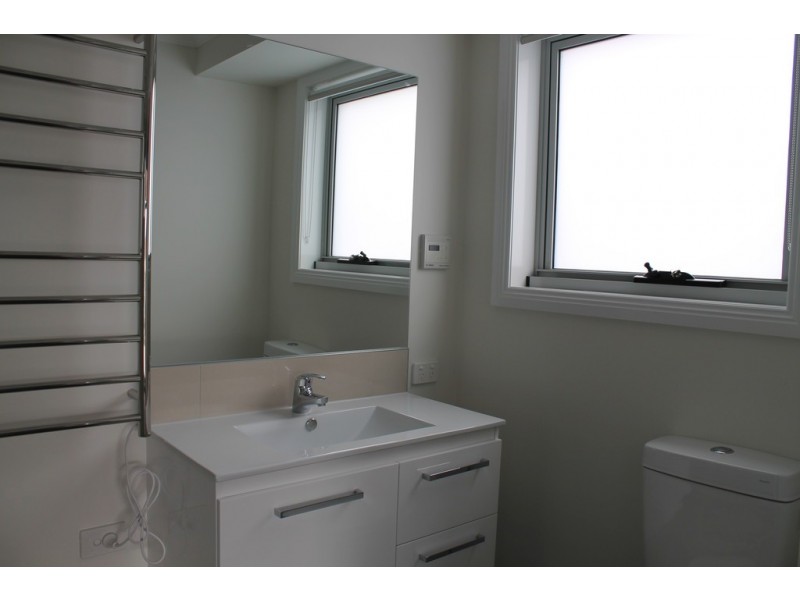 71 Esplanade, Midway Point TAS 7171