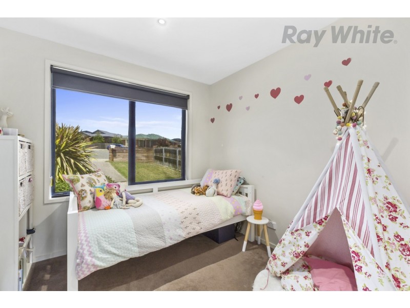 7 Callum Close, Midway Point TAS 7171