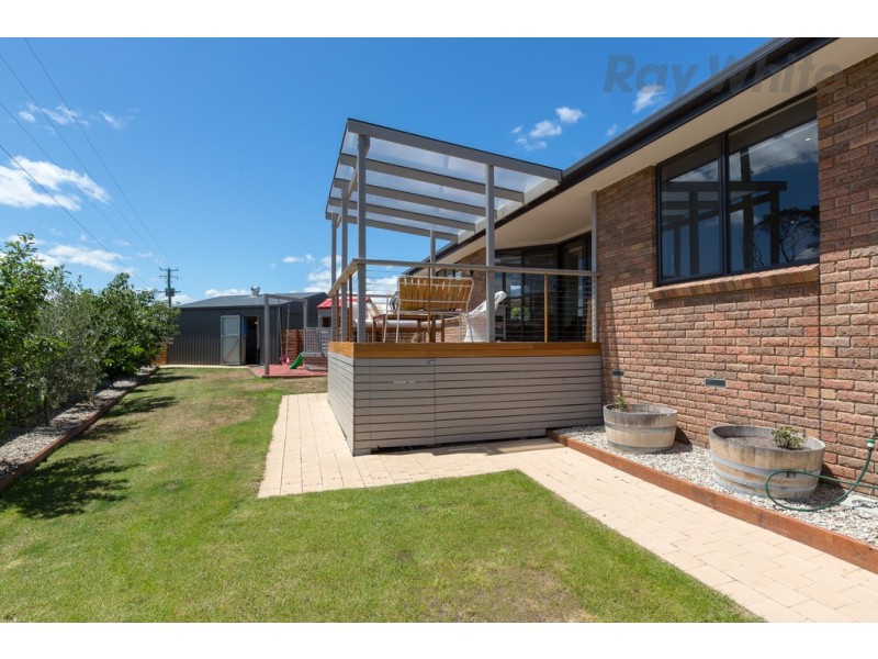 7 Callum Close, Midway Point TAS 7171