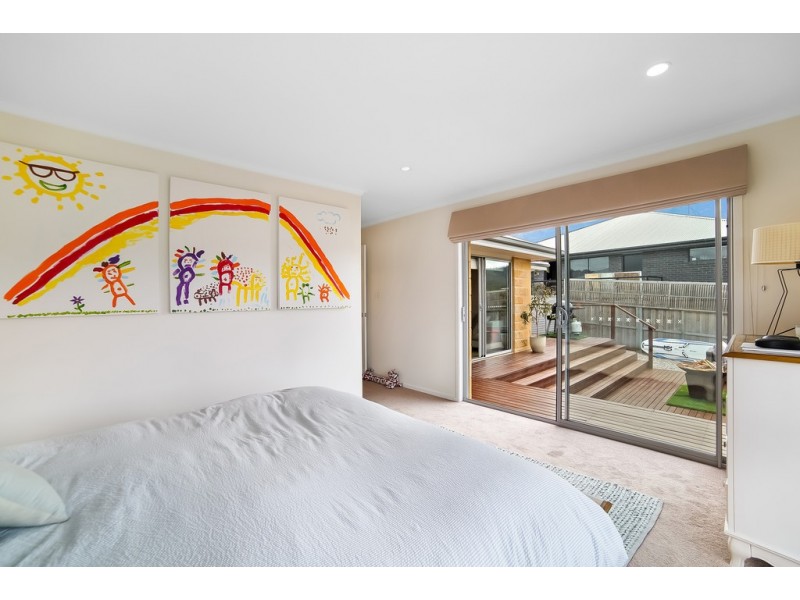 17 Hance Road, Howrah TAS 7018