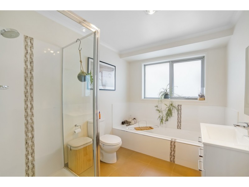 17 Hance Road, Howrah TAS 7018