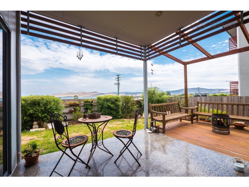 3/42 Oakdowns Parade, Oakdowns TAS 7019