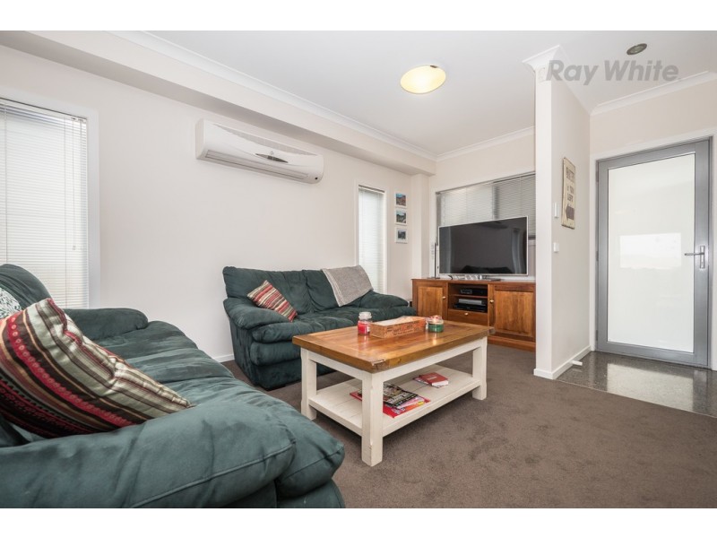 3/42 Oakdowns Parade, Oakdowns TAS 7019