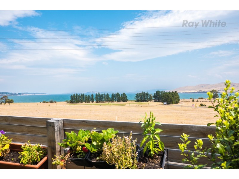 3/42 Oakdowns Parade, Oakdowns TAS 7019