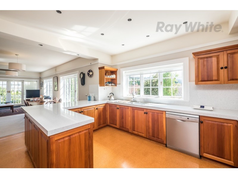 9 Ellington Road, Sandy Bay TAS 7005