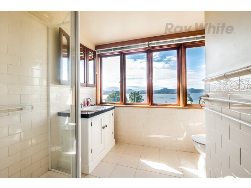 9 Ellington Road, Sandy Bay TAS 7005