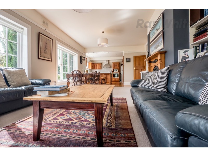 9 Ellington Road, Sandy Bay TAS 7005