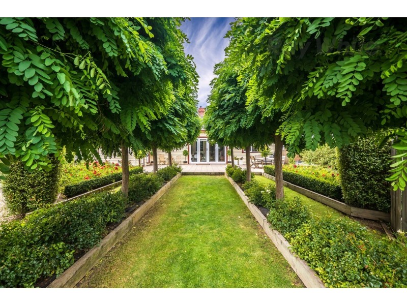 20 Elmsleigh Road, Derwent Park TAS 7009