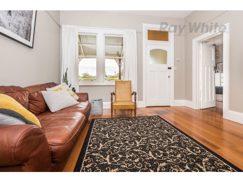 20 Elmsleigh Road, Derwent Park TAS 7009