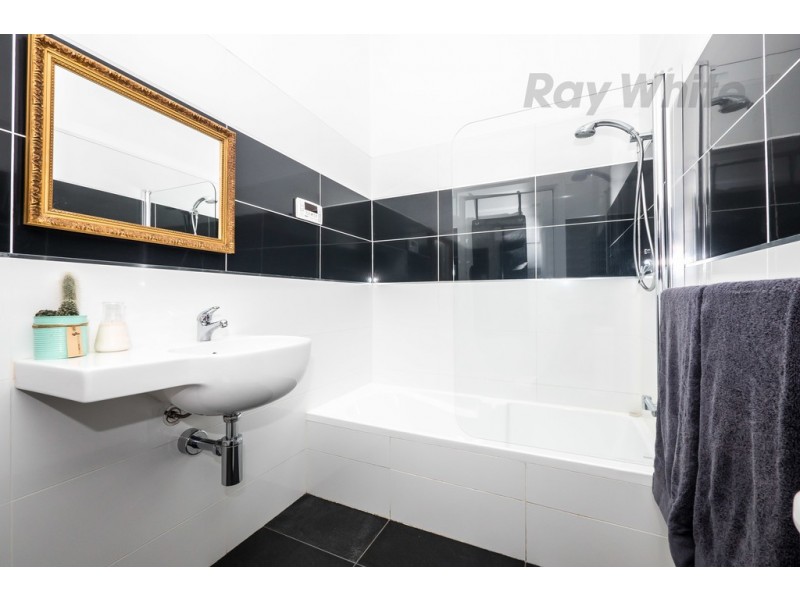 20 Elmsleigh Road, Derwent Park TAS 7009