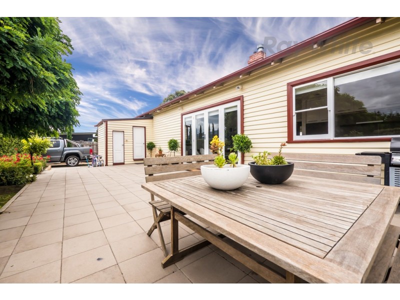 20 Elmsleigh Road, Derwent Park TAS 7009