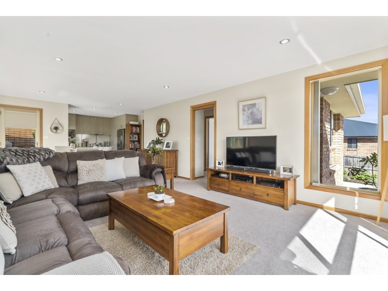 43 Eaves Court, Old Beach TAS 7017