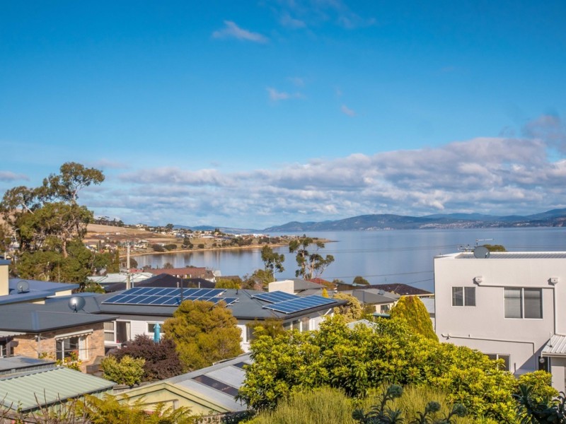 99 Elinga Street, Howrah TAS 7018