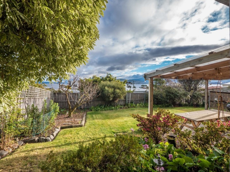 99 Elinga Street, Howrah TAS 7018