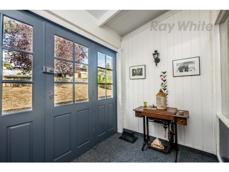 41 Maning Ave, Sandy Bay TAS 7005