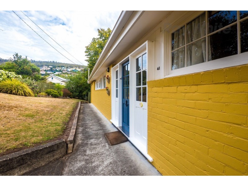 41 Maning Ave, Sandy Bay TAS 7005
