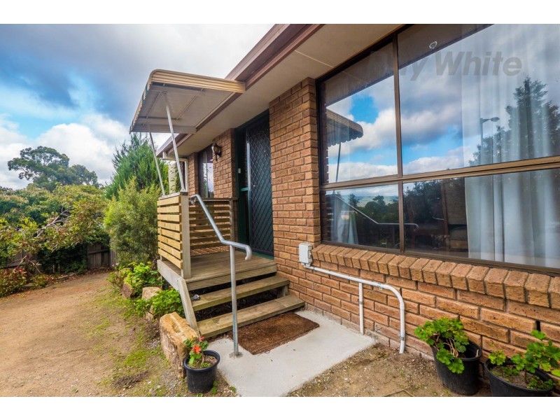 36 Ash Drive, Kingston TAS 7050