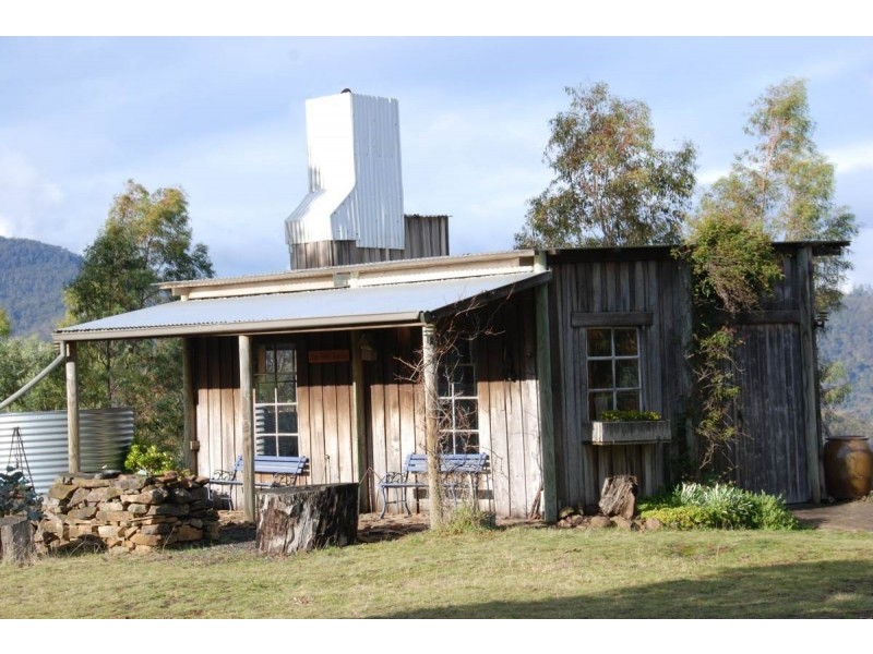 430 Black Hills Road, Black Hills, New Norfolk TAS 7140
