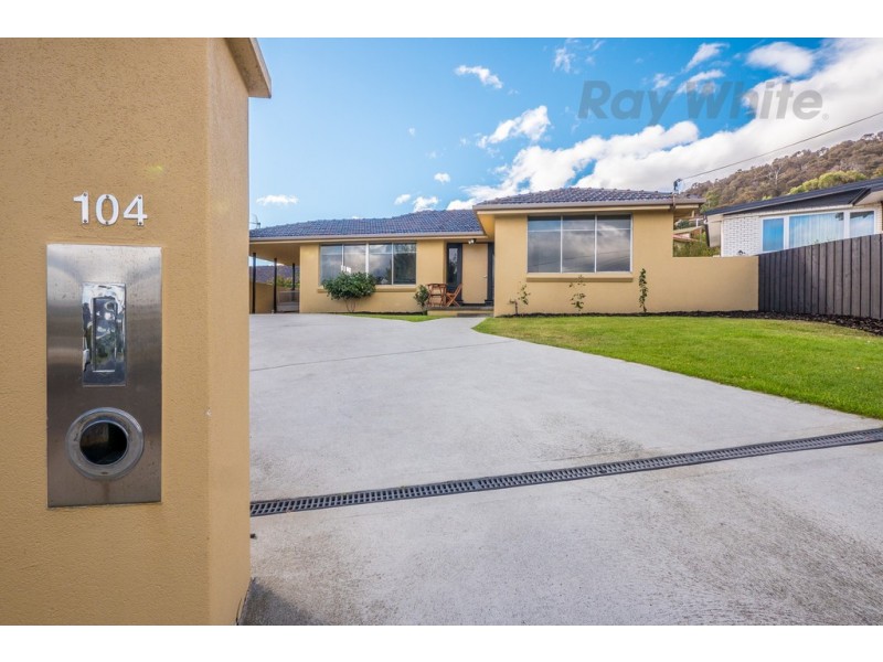 104 Carella Street, Howrah TAS 7018