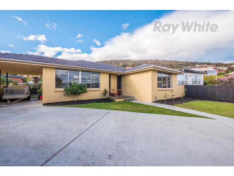 104 Carella Street, Howrah TAS 7018