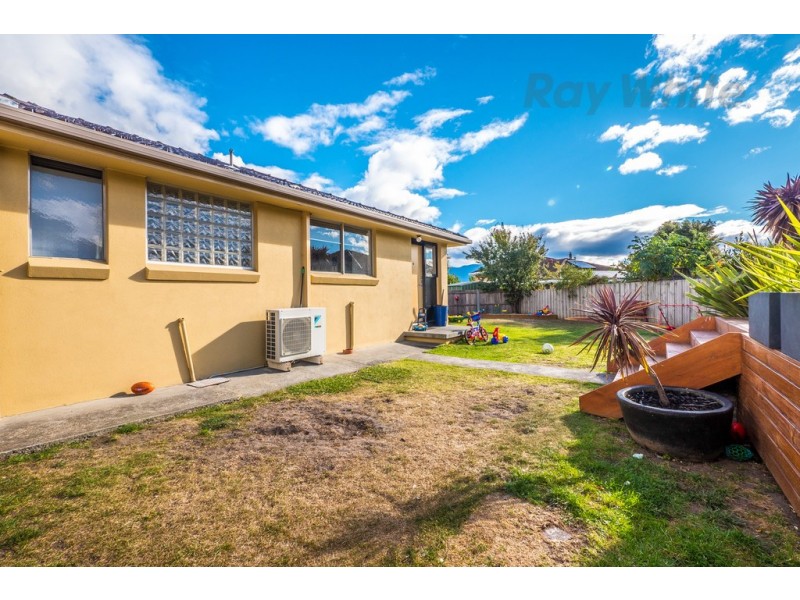 104 Carella Street, Howrah TAS 7018