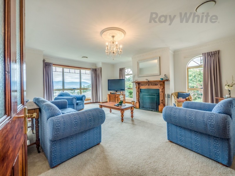 9A Kent Street, Lindisfarne TAS 7015