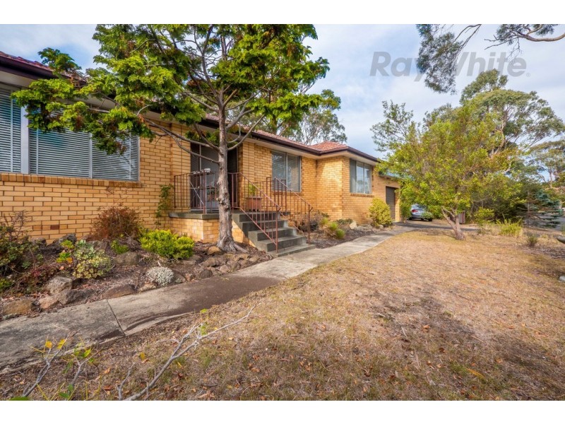 69 Rialannah Road, Mount Nelson TAS 7007