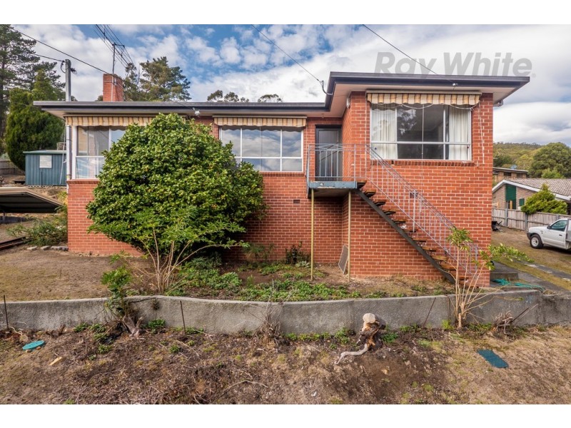 70 Brushy Creek Road, Lenah Valley TAS 7008
