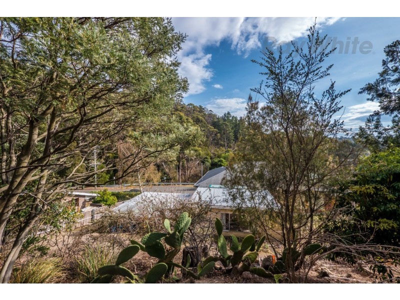 70 Brushy Creek Road, Lenah Valley TAS 7008
